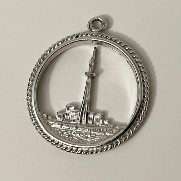 Vintage Sterling Silver Toronto Canada Skyline Pendant Charm No Loop - Picture 16 of 16